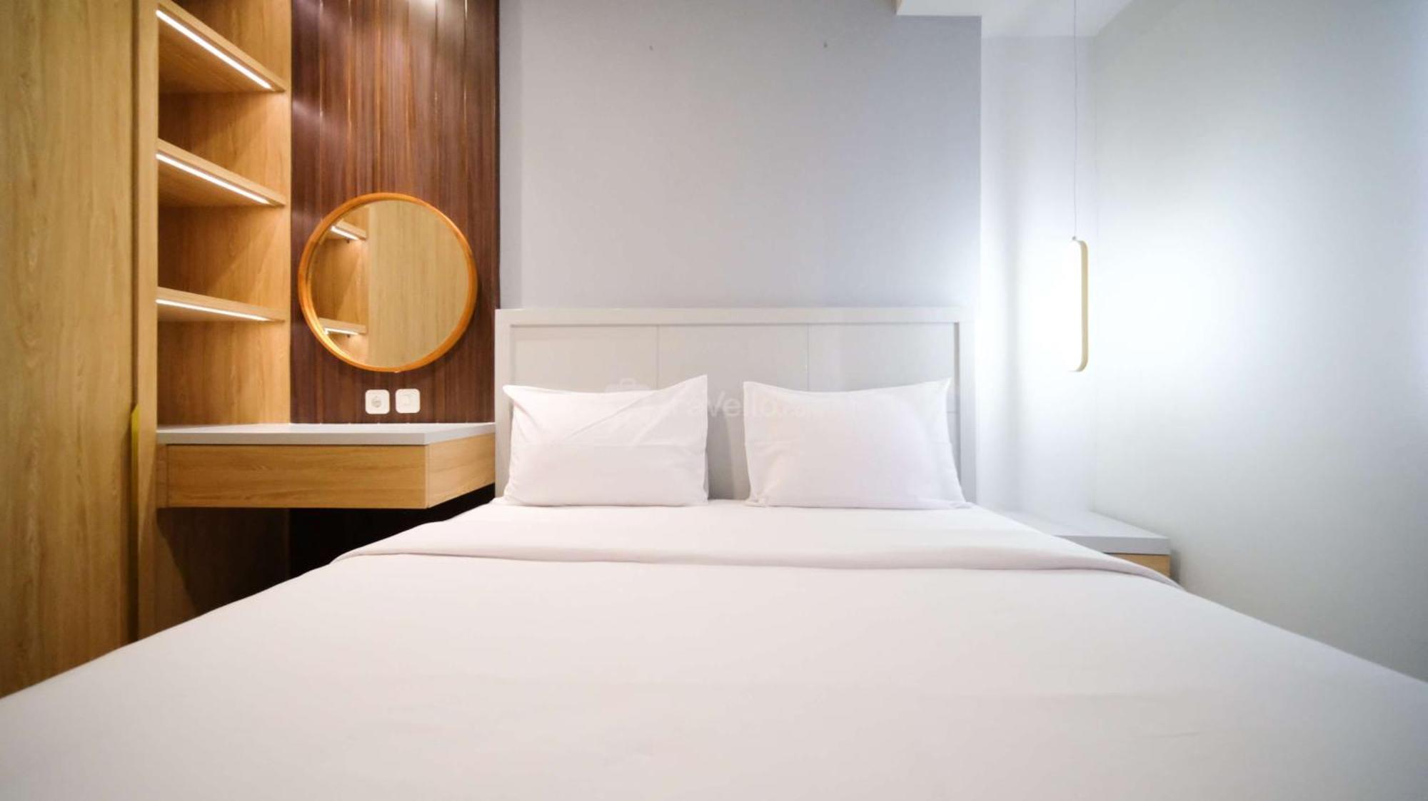 Apartemen New And Homey 2br At Suncity By Travelio *