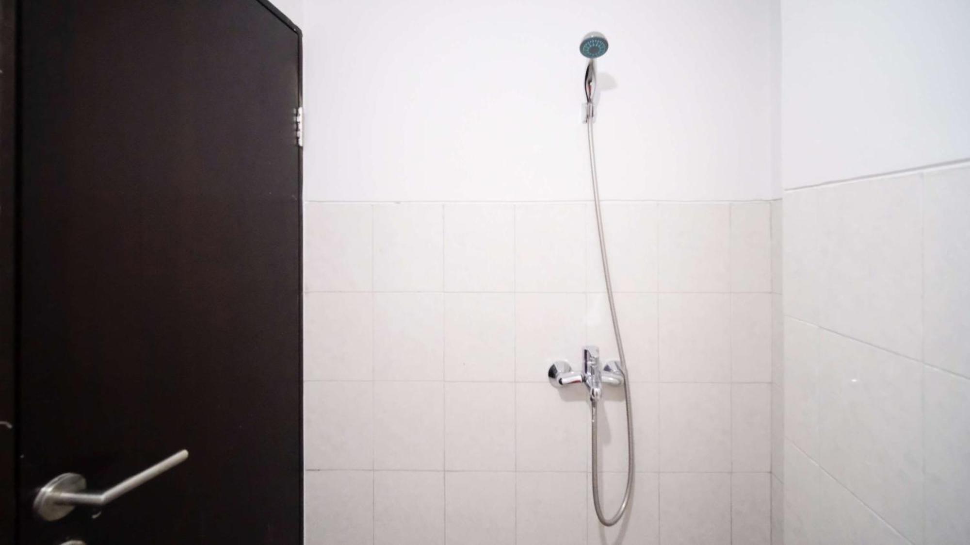 New And Homey 2br At Suncity By Travelio Apartemen *